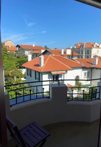 Appartements Exceptionnel 3 pieces art deco en dernier etage avec garage prive centre Biarritz : Appartement 2 Chambres