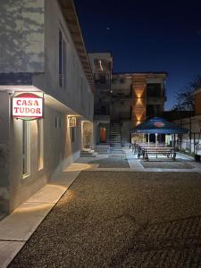 Casa Tudor Costinesti