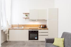 KHL APARTMENTS - SanSiro, Milano