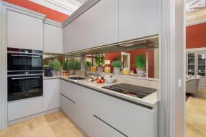 Don Tommaso - Dimora degli Affreschi Florence