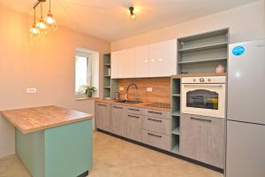 Holiday home Valter 2136