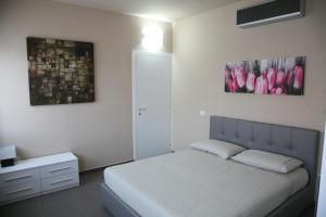 Апартамент Siag Apartments Кормано Италия