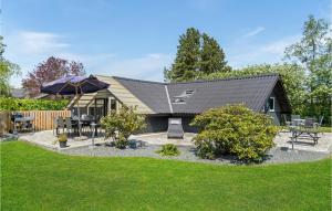 Stunning Home In Rødby With Kitchen