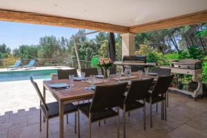 Villas Villa climatisee avec vue en pleine pinede aixoise : photos des chambres