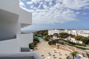 Double Superior Sea View room in AluaSoul Mallorca Resort - Adults only