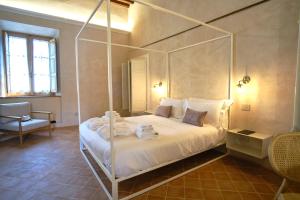 Badia Giulia Prestigious Historical B&B, Camaiore - Adults Only - No Pets