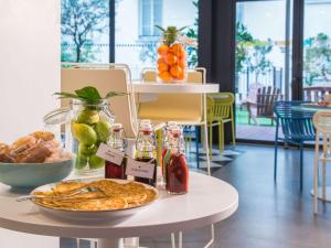 Hotels Ibis Styles Nice Centre Gare : photos des chambres