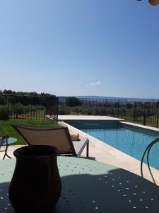 Maisons de vacances Bastide Toujours Dimanche, Maison de vacances avec vue & piscine privee : photos des chambres