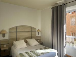 Hotels Le Royal Hotel Restaurant : Chambre Double