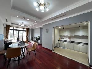 Vinhomes Royal City Apartment 3 Br