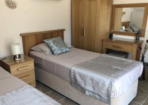 Villa Kirmizi Lale, Private Pool, Gardens, Very Close to Town - No Need for Taxi