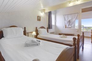 Maisons de vacances Calm and luminous house with terrace in Ondres - Welkeys : photos des chambres