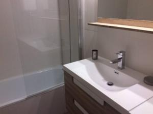 Studio climatisé avec petit jardin