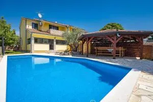 Villa Lara - (( Velovići ))