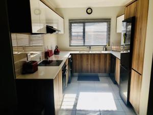 1253 The Blyde Crystal Clear 3 Bedroom Garden Apartment