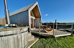 Lushna 1 Mezzanine at Lee Wick Farm Cottages & Glamping