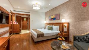 Express Inn The Business Luxury Hotel