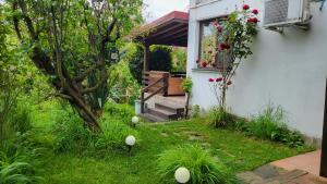 Guest House Fanny - 2hvězdičkové hotely ve městě Sinemorec