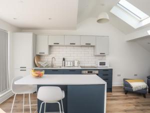 Golygfar Gastell Castle View