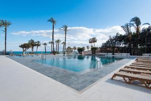 ALOHA MARINA Private APARTMENT 1st line Ocean Beach CARIHUELA