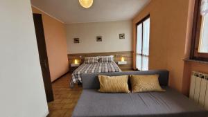 Sun Paradise Mountain Lake Iseo Hospitality