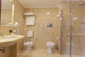 Double or Twin Room - Disability Access room in Hotel della Valle