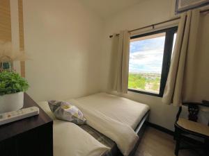 Altheas Cozy Home - Condo in Las Pinas