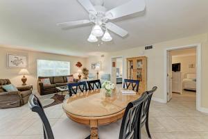 Sea Grape Inn 2- BEACHFRONT Property