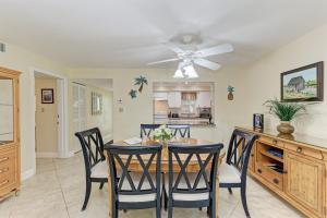 Sea Grape Inn 2- BEACHFRONT Property