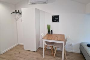 Appartements Le petit Strasbourg- Studio renove-3pers-Caluire : photos des chambres