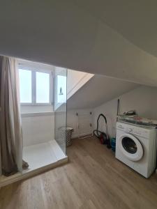 Appartements Le petit Strasbourg- Studio renove-3pers-Caluire : photos des chambres