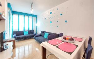 Beautiful Apartment In Benicarló