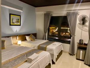 Phòng 3 Người Nhìn Ra Núi (Triple Room with Mountain View)
