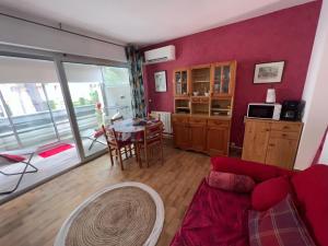 T2 avec Véranda et Piscine à Mandelieu La Napoule