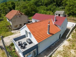 Holiday House Zrmanja Vrelo