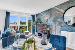 UNIQUE 4 BED STAY for Families & Contractors 靠近唐人街