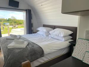 Cosy Glamping Pod with Ensuite WC Near Kingsbridge & Salcombe