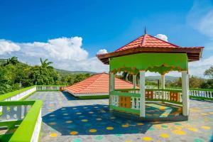 Bungalow on the Terrace