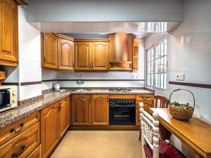 Casa Limonero con parking gratis junto a centro histórico