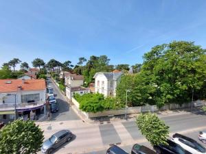 Appartements Appartement Centre-Ville Saint-Palais, 400m Plage, Balcon, Parking Prive - FR-1-550-58 : Appartement