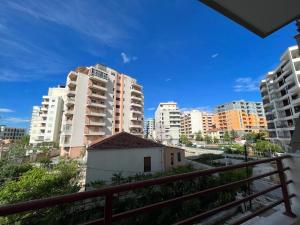 Haris Lungomare Apartament