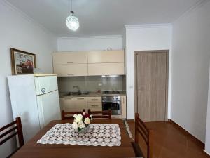Haris Lungomare Apartament