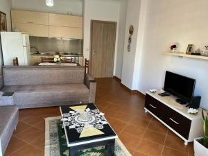 Haris Lungomare Apartament