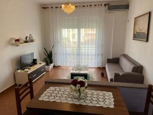 Haris Lungomare Apartament