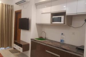 Darshana Studios - Fully Furnished Studio