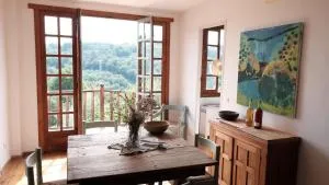 El Escondite Inglés - Pantón