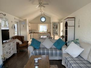 Blue Bay at The Bay Filey, sleeps 4-6, 2 dogs welcome for free too