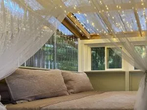 PonoMana Oasis's - Koi Cottage - Kaluahee Rock