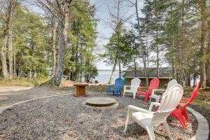 obrázek - Lakefront Phelps Cabin with Boat Dock and Water Toys!