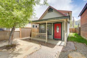 Buena Vista Shambala Sanctuary Near Main St!